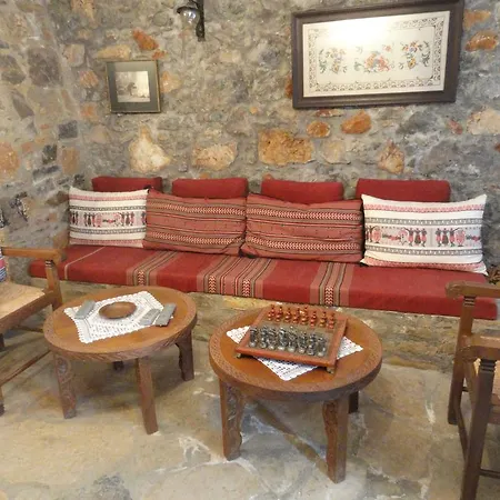 Zeus House Villa *